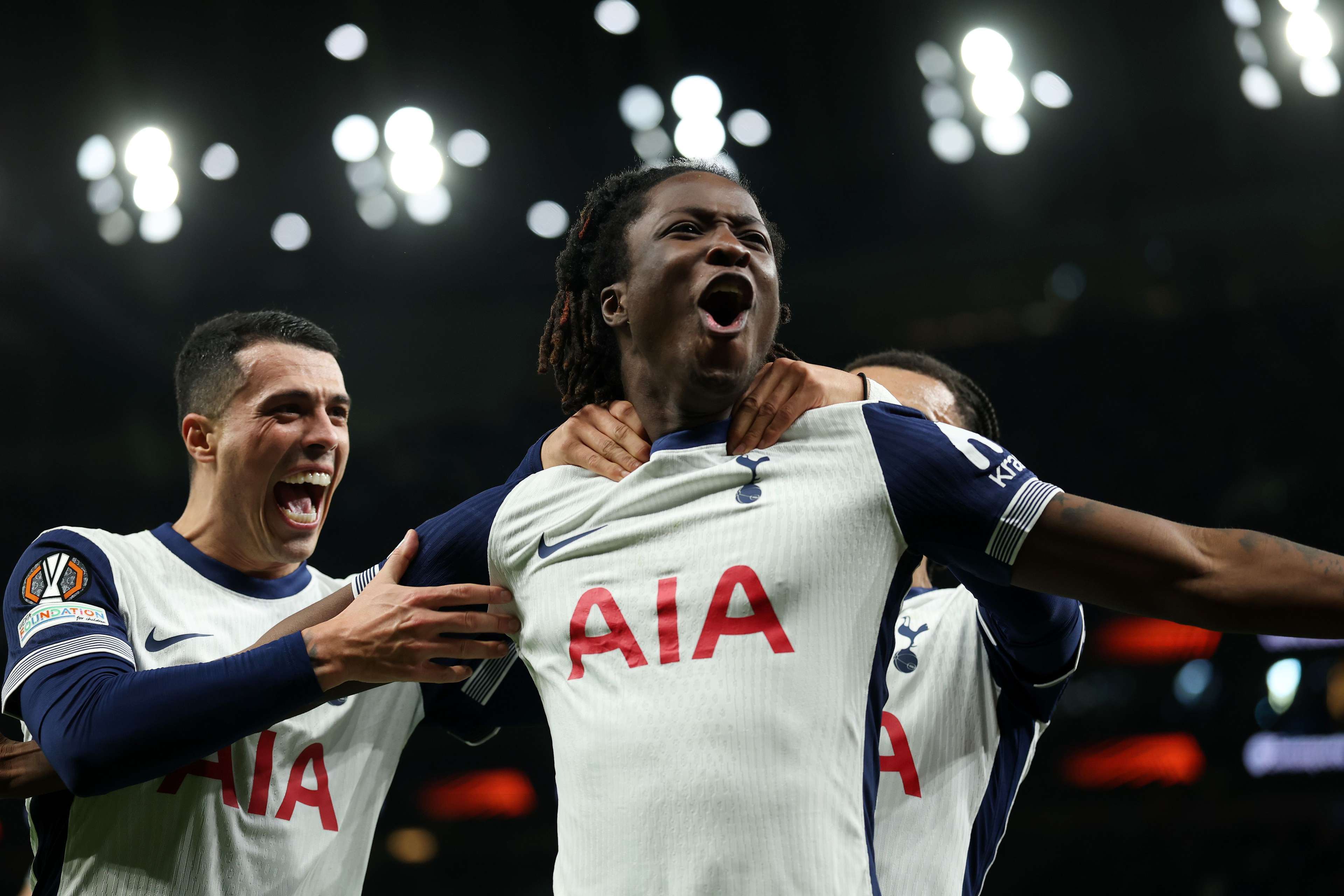 为参赛队伍 为参赛队伍